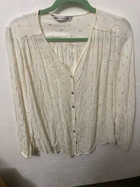 Zara Cream gauzy Blouse. Gold fleck thread Embroidered fabric and button front